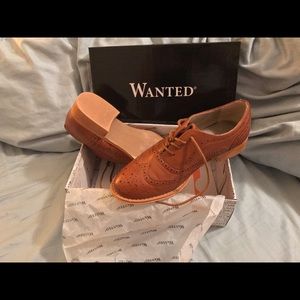 WANTED tan women’s oxford - OBO!!